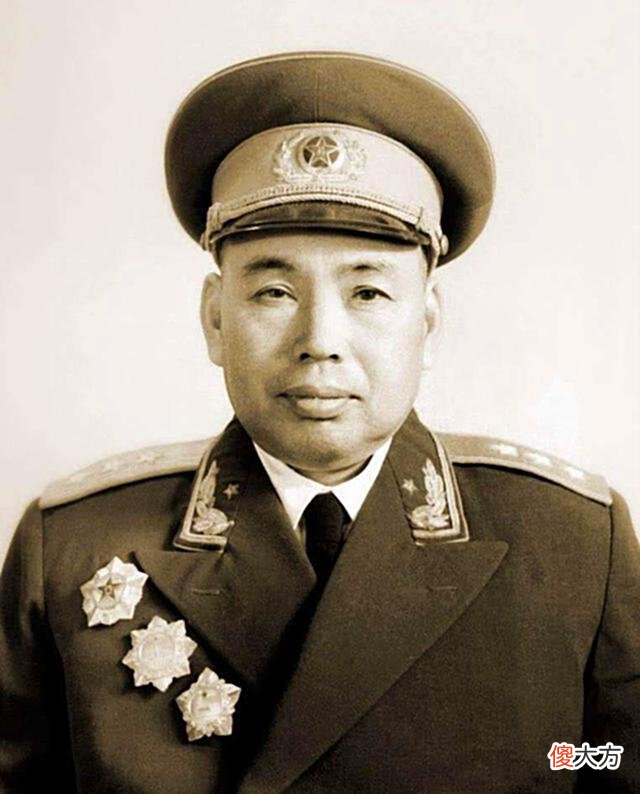 【历史故事】许援朝：许世友的儿子，参军官至少将，担任过两个省的军区司令