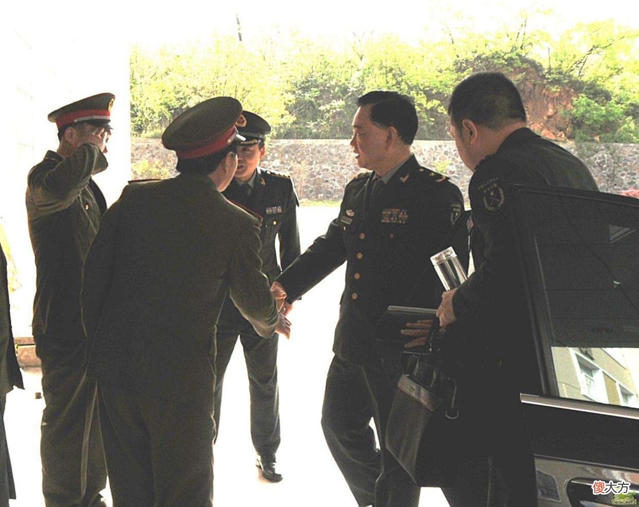 【历史故事】许援朝：许世友的儿子，参军官至少将，担任过两个省的军区司令