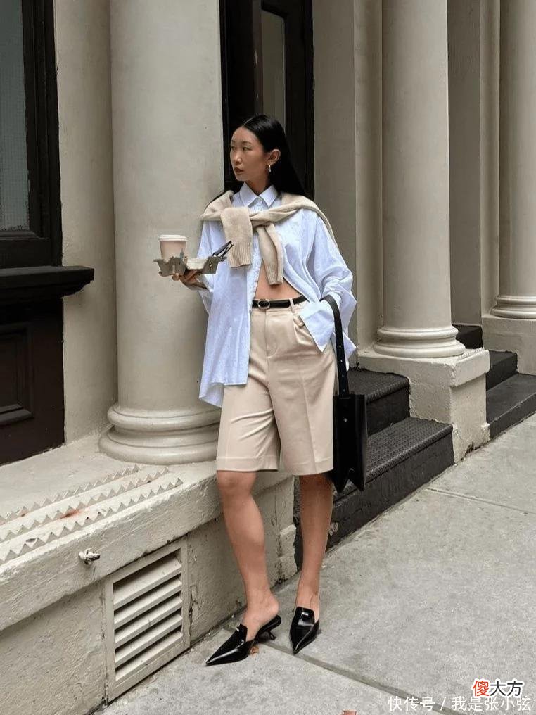 【时尚一点】秋天还是和“卡其色”最配，温暖又有高级感，中年女人穿超显气质