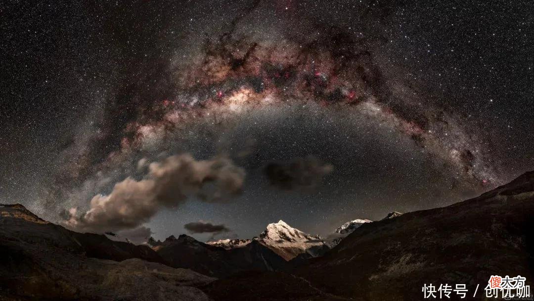 【十二星座】2022下半年，好运四起的3大生肖，爱情事业皆有所获，喜事成双