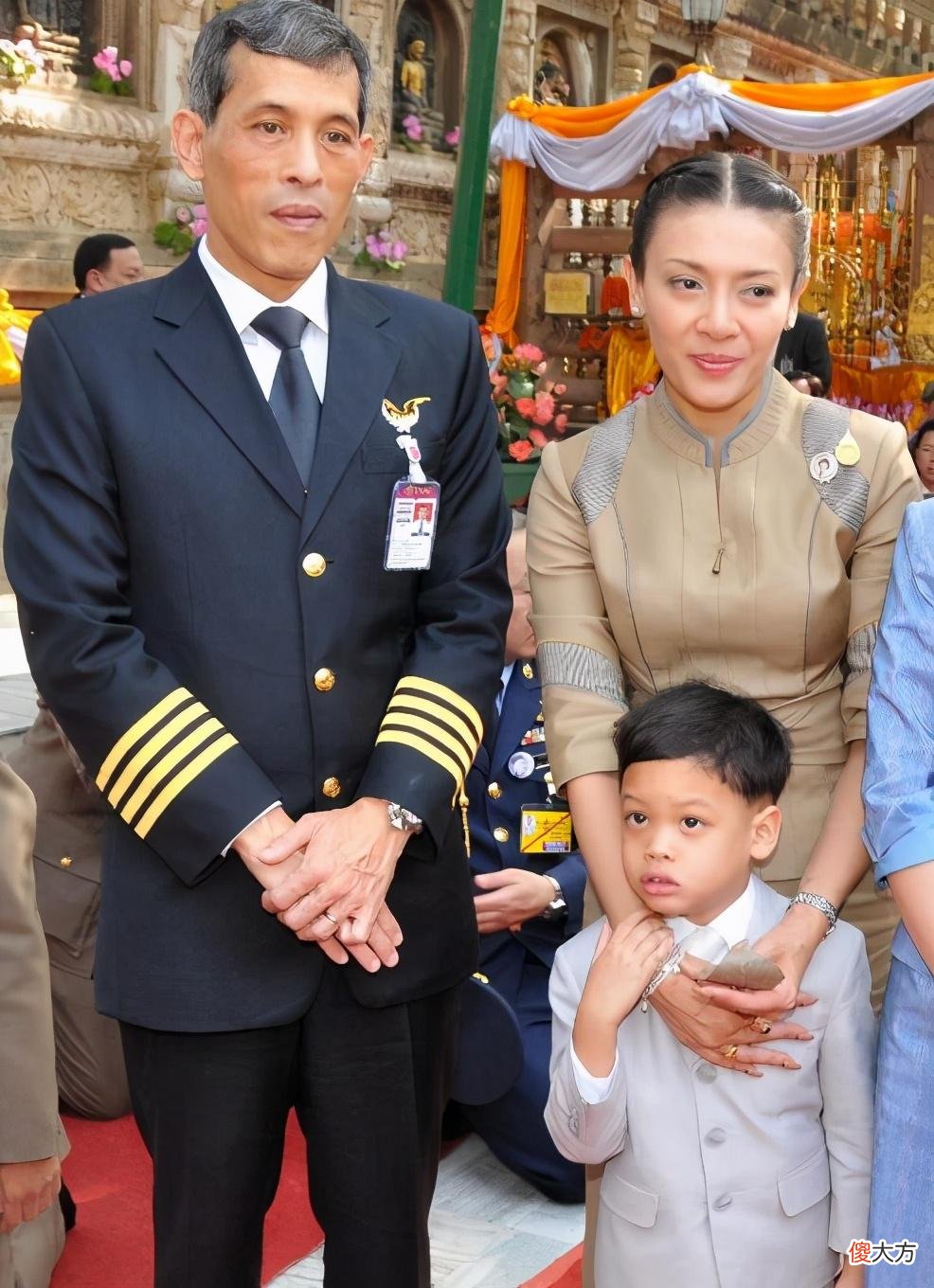 【爱历史】泰国15岁王子生母遁入空门，曾是侍女变王妃，因一场派对失去一切