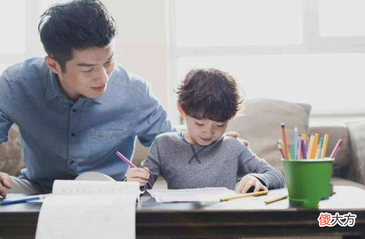 戴美瞳女生不正经？如此“女德班”为何屡禁难止？网友：国学外衣