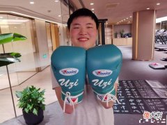 【游戏迷】小虎实力究竟如何？Uzi粉丝表达对小虎不满：没有高光！