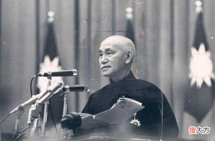 【爱历史】美国后来为何不帮助蒋介石政府？很简单，蒋介石曾走错了关键一步