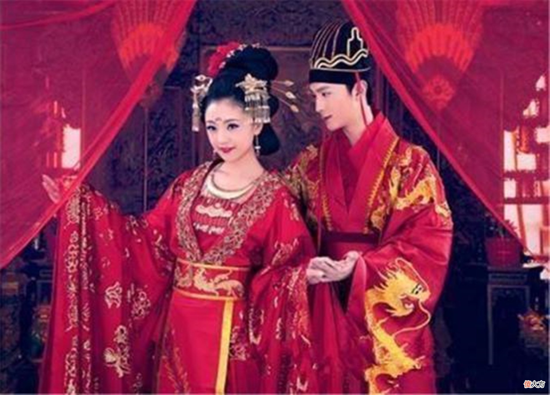 【爱历史】明代疑案：男子死前为妻配婿，酿伦常命案，巡抚智断一狱三冤得雪