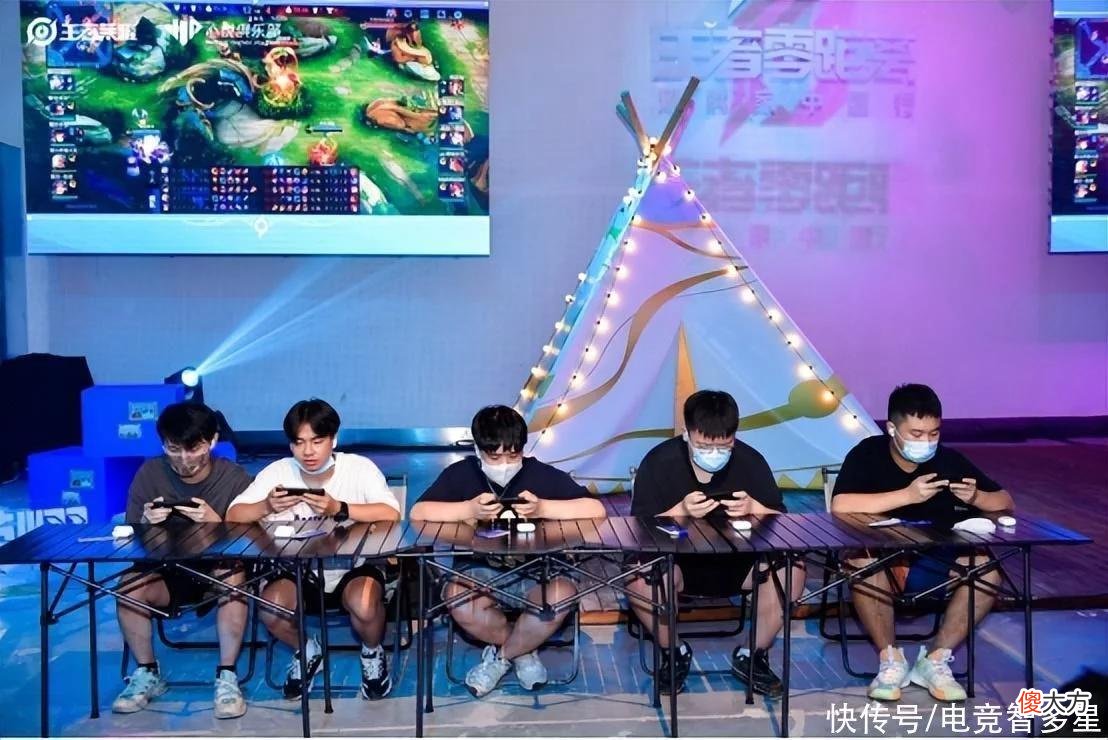 【游戏世界】王者零距离线下活动，策划和玩家直面交流？现场太热闹了