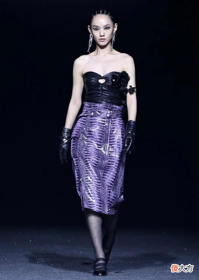 【时尚一点】(文化)“莎华”时尚秀在京举行