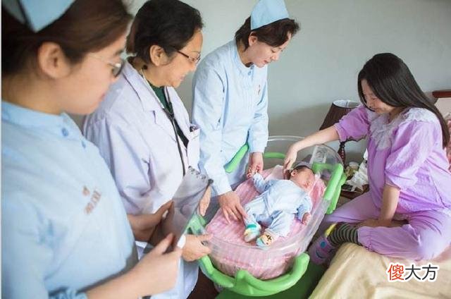 这3种家庭组合，不太适合外婆带娃，付出再多也被人“埋怨”