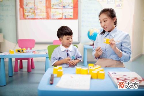 德国科学家：家里这3个地方越乱，暗示孩子越聪明，家长别瞎勤快