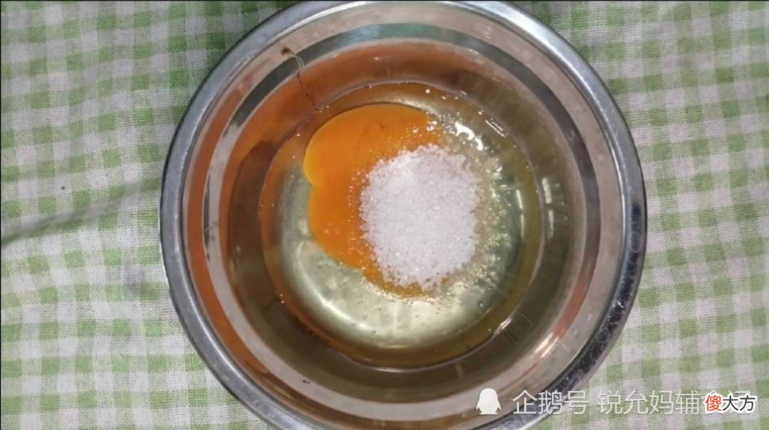 原来给宝宝做甜品就是这么简单，牛奶加鸡蛋，补钙立马升级
