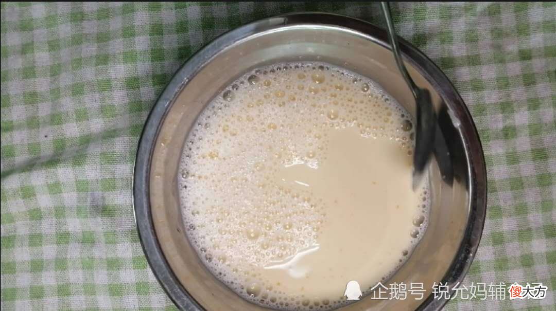 原来给宝宝做甜品就是这么简单，牛奶加鸡蛋，补钙立马升级