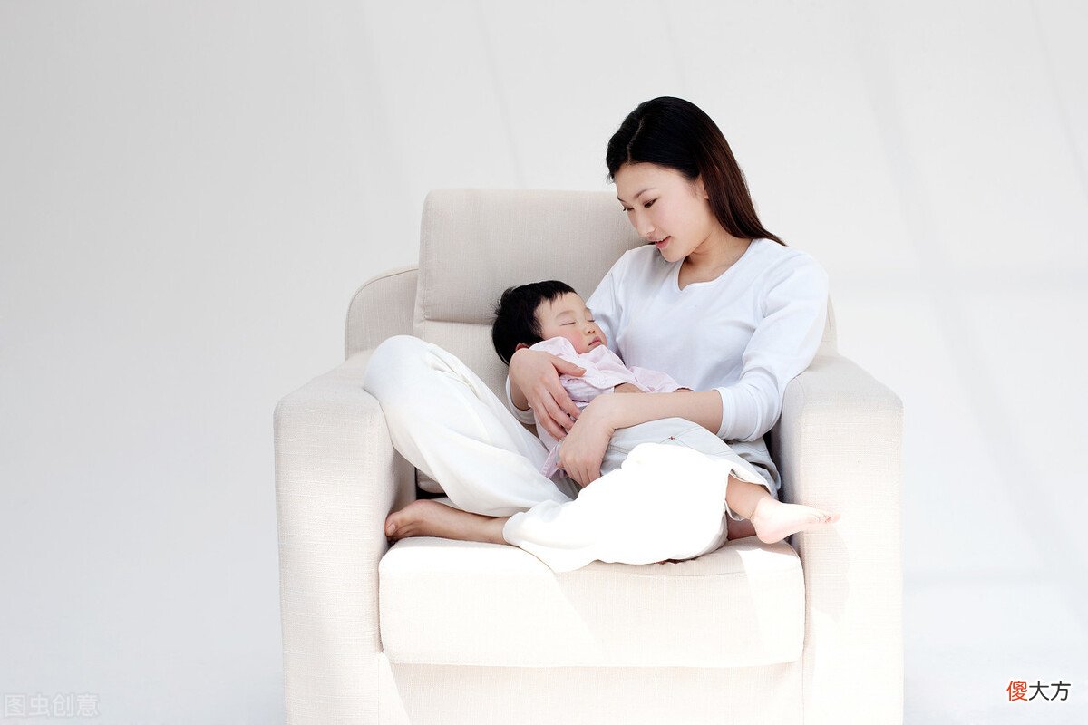宝宝睡觉时，如果经常做这4个小动作，证明大脑发育好