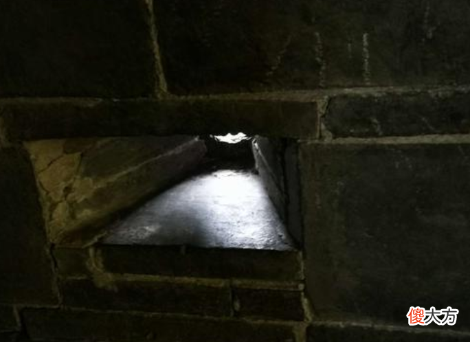 【历史故事】就是她，一手炮制刘文彩水牢故事，冷月英后来的结局怎样？