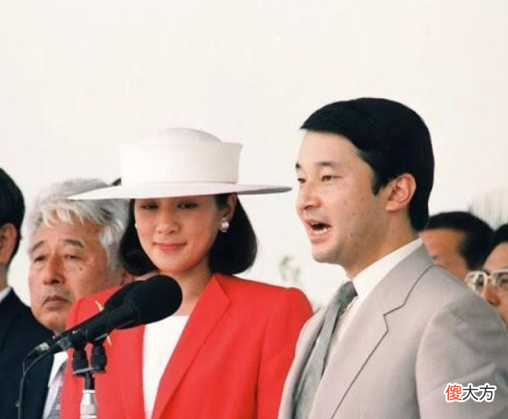 【历史故事】嫁进日本皇室，沦为生育机器，8年才生下1个女儿，雅子皇后有多难