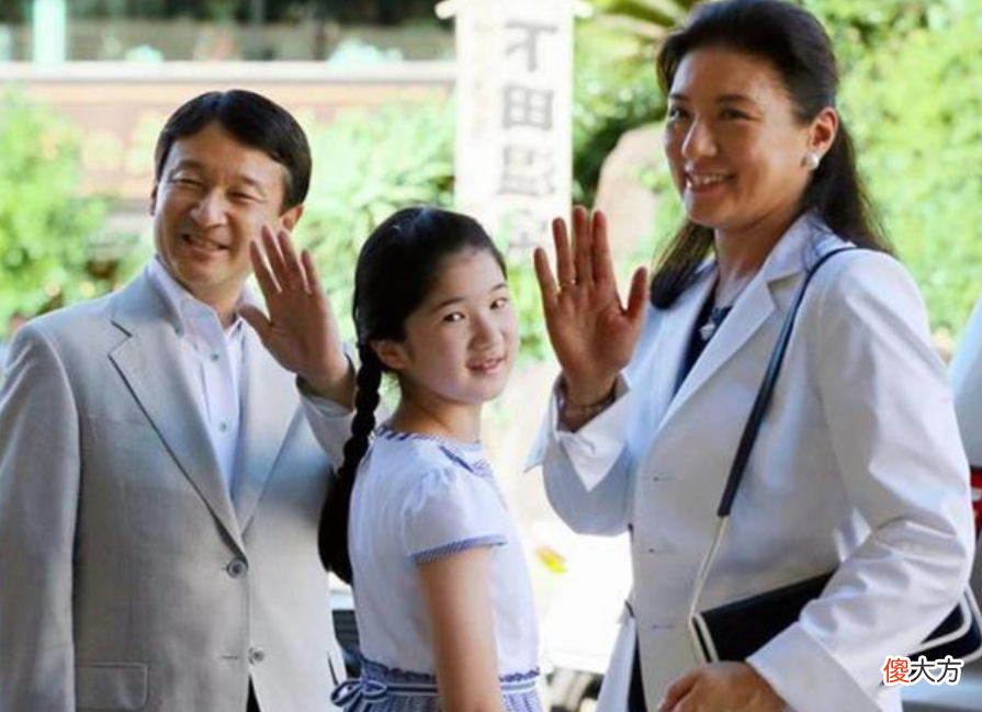 【历史故事】嫁进日本皇室,沦为生育机器,8年才生下1个女儿,雅子皇后有多难