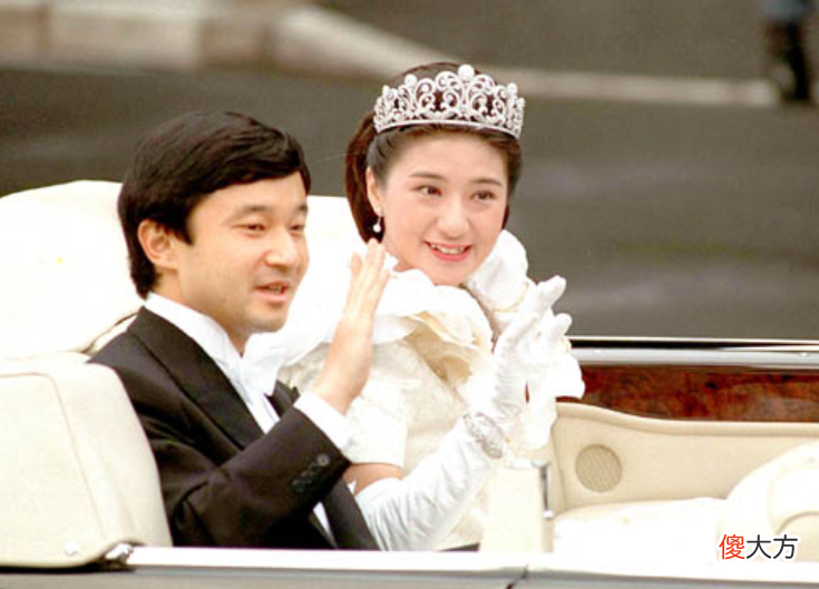 【历史故事】嫁进日本皇室,沦为生育机器,8年才生下1个女儿,雅子皇后有多难