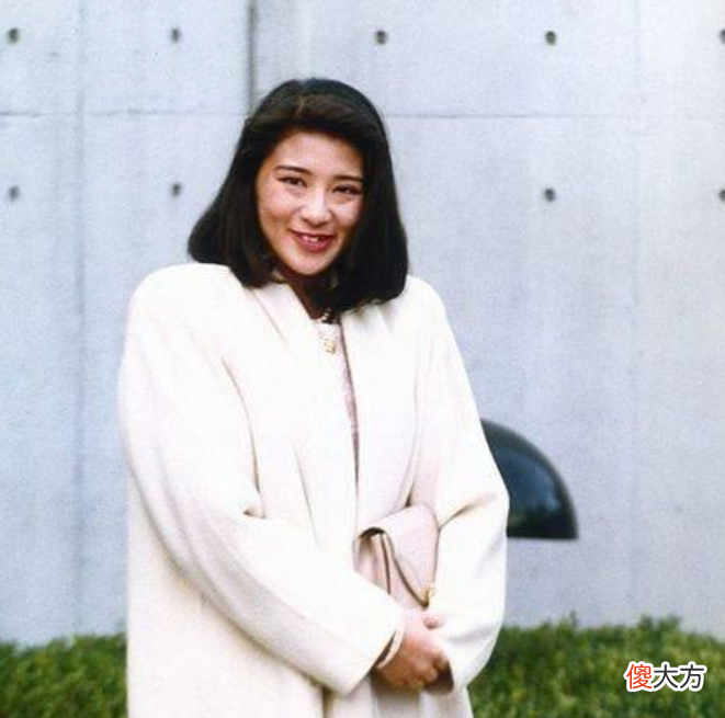 【历史故事】嫁进日本皇室，沦为生育机器，8年才生下1个女儿，雅子皇后有多难