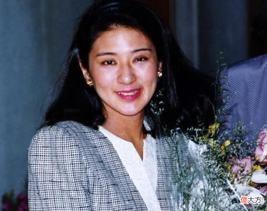 【历史故事】嫁进日本皇室，沦为生育机器，8年才生下1个女儿，雅子皇后有多难