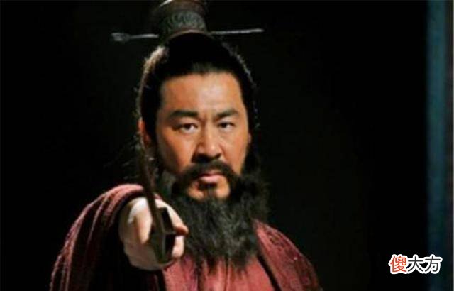 【历史故事】诸葛亮为何没有得到曹操的青睐，把他收罗到自己的麾下呢