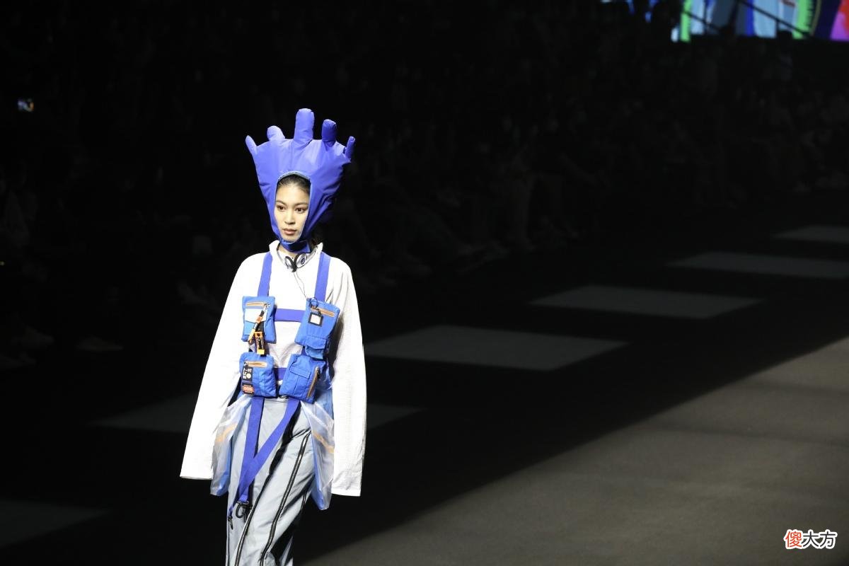 【就爱时尚】中国国际时装周:第31届中国真维斯杯休闲装设计大赛在京举行