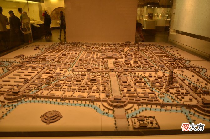 【爱历史】小贩吆喝赔本甩卖一物,不料激怒美貌道姑,挨了好一顿打