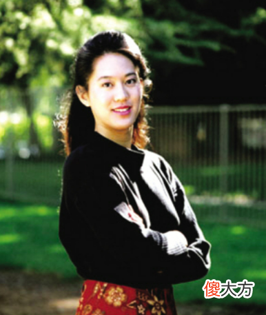 【历史故事】美典当行老板遭死亡威胁，决定将彩照交给中国，自称不后悔发视频