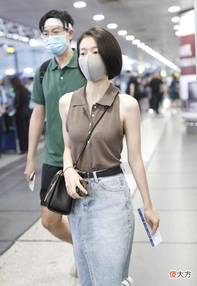 【时尚一点】背心搭配出时尚吸睛又气质满满的夏日穿搭