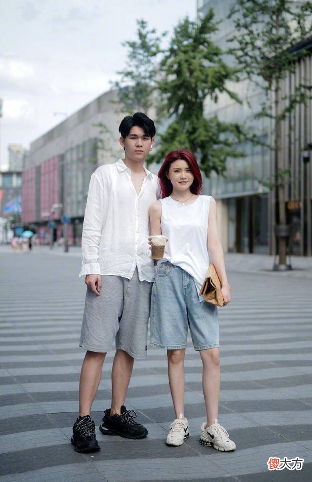 【时尚一点】背心+牛仔短裤小个子女生夏日穿搭秘诀