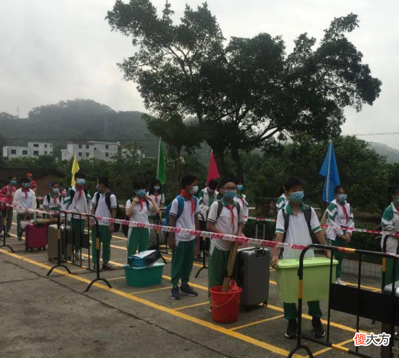 若学生没天赋，父母别让孩子提前上学，上学前可以提升孩子专注力