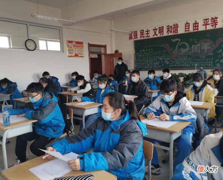 若学生没天赋，父母别让孩子提前上学，上学前可以提升孩子专注力