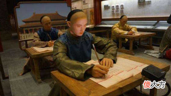 【历史故事】大清最穷状元，殿试时在考卷上留下8字，皇帝看后落泪点他为状元