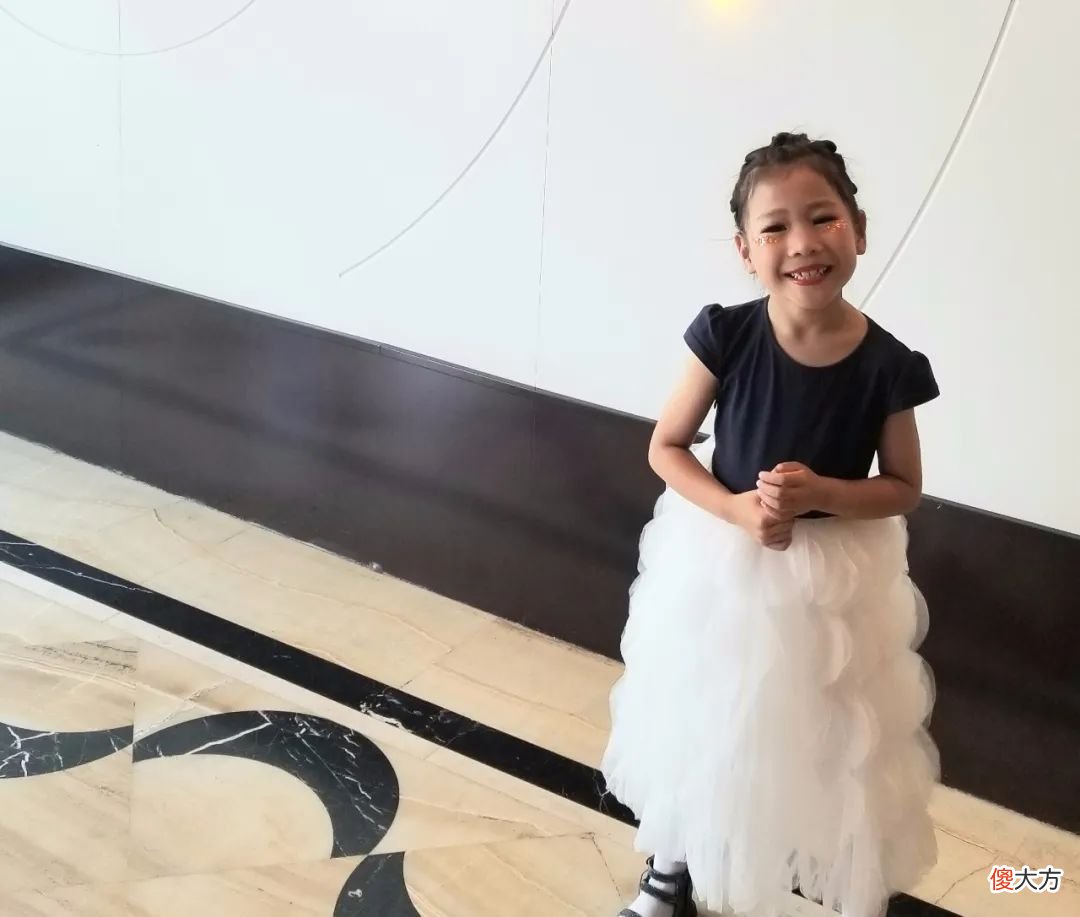 孩子是左撇子，父母用额外干预纠正过来吗？该怎么引导？