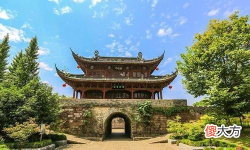 【历史故事】郑成功如果在台湾扶持明朝宗室,可以延续南明,为什么不去做?