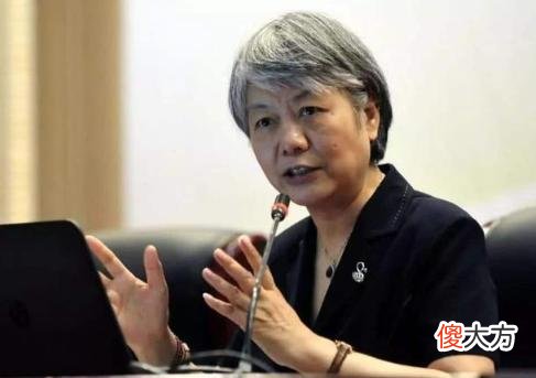 李玫瑾：养育男孩，父母要坚持这5原则，儿子未来阳光有担当