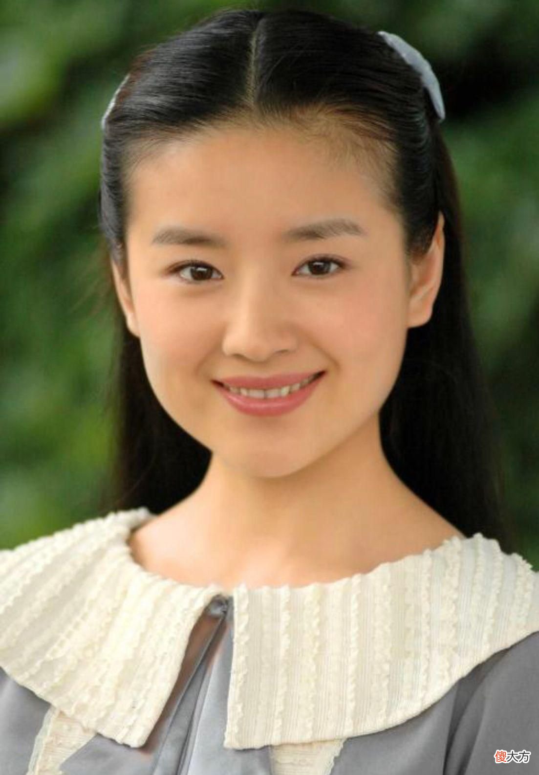 【时尚一点】颜值内卷？“网红脸”已过时，现在流行这3种长相，越耐看越抗老