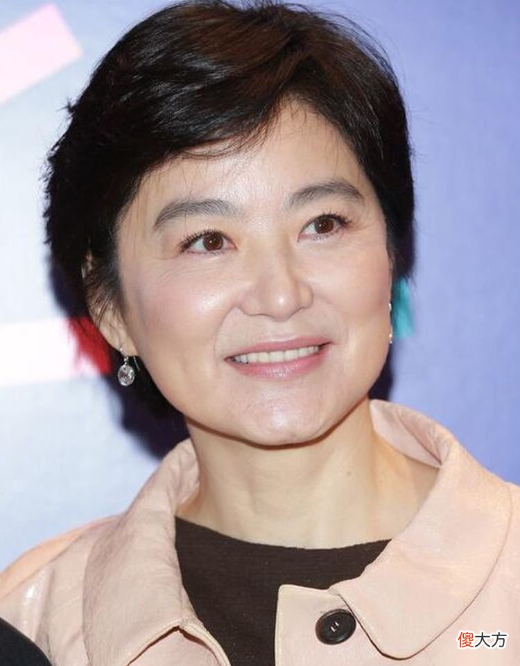 【时尚一点】颜值内卷？“网红脸”已过时，现在流行这3种长相，越耐看越抗老