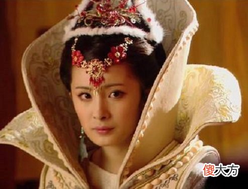 【爱历史】王昭君死后，受到怎样的待遇？莫高窟一幅壁画，看出匈奴人的凶残