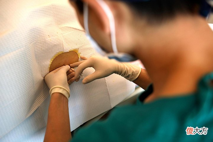 宝妈吐槽分娩时的尴尬:头胎顺产被“剃毛”,二胎剖腹产也没逃掉