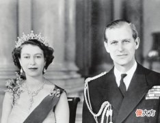 【历史故事】英女王“超长待机”的爱情：73年婚姻，始于一见钟情