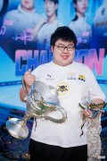 【游戏迷】TTG不然爆料：小胖每夜苦练到凌晨5、6点，成为KPL第一打野是必然