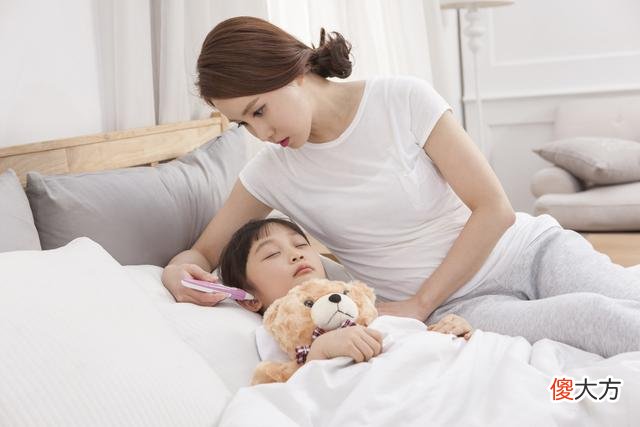 断奶不是“断妈”，分离式断奶危害大，掌握这3个窍门断奶更容易
