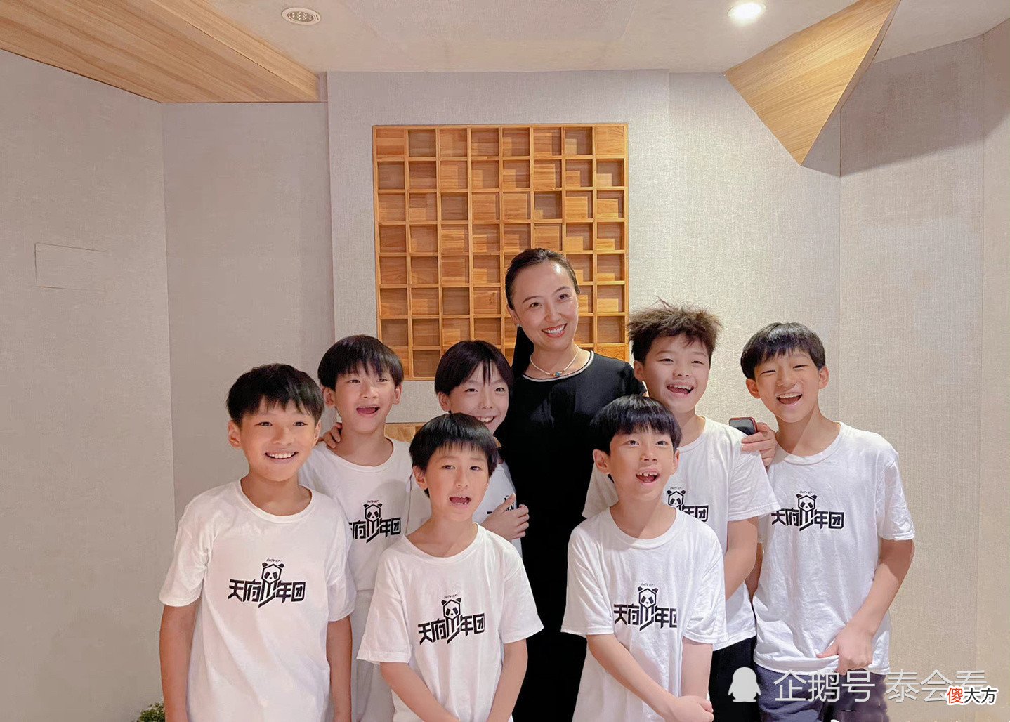 央视评天府少年团凉了，求求提高艺人学历门槛吧