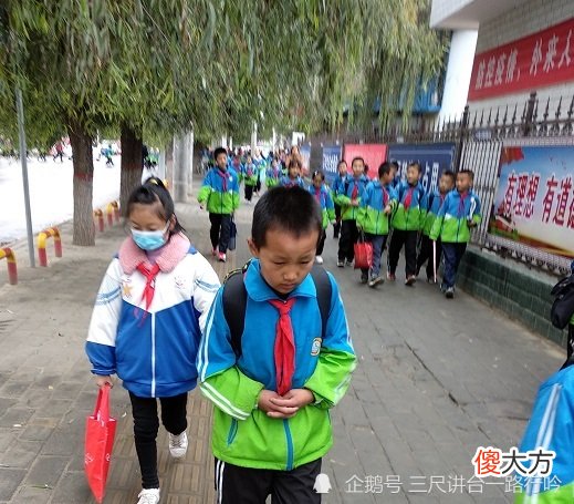 性格内向的孩子，走上社会之后，是不是一定处于劣势？