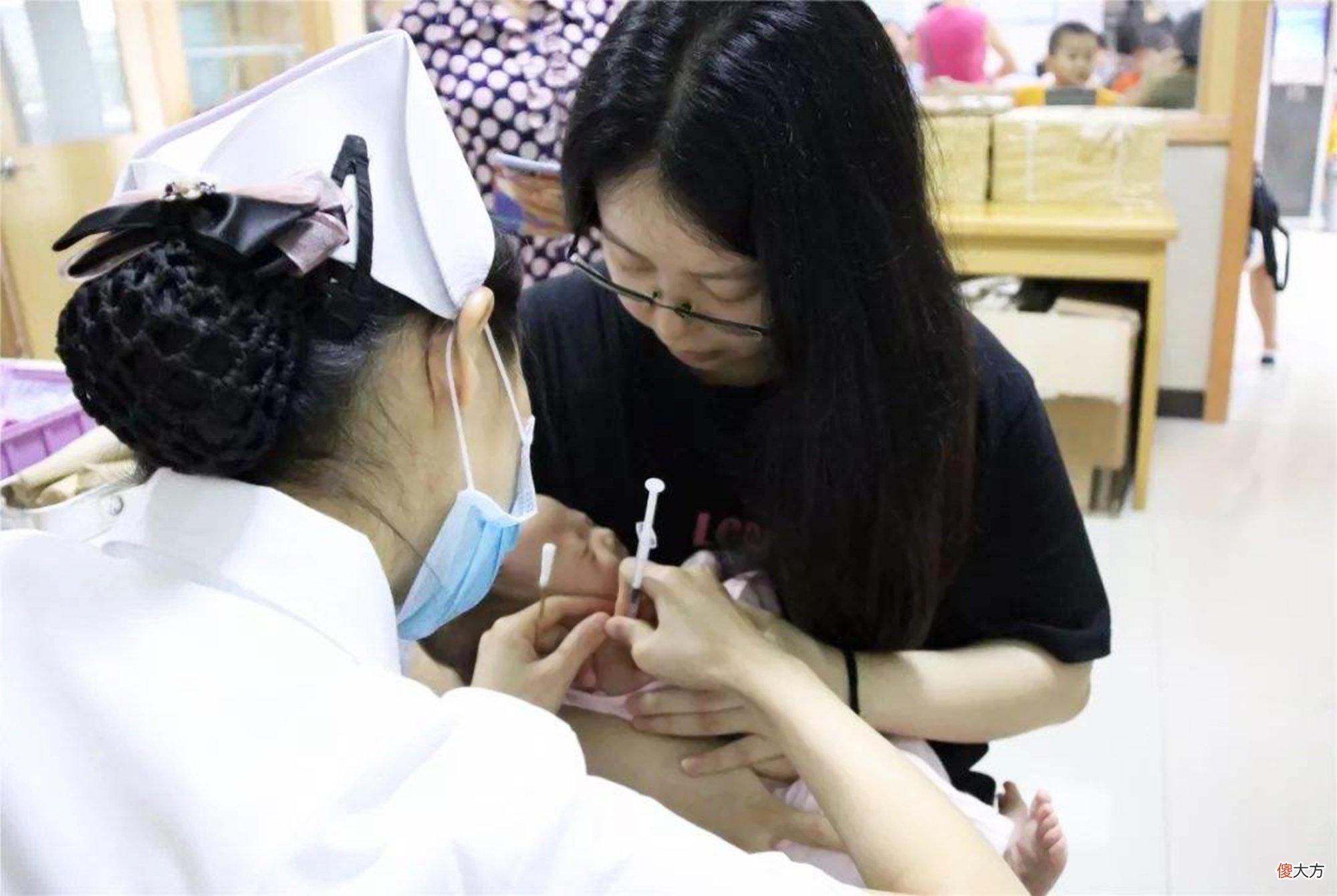 儿科医生坦言：为了孩子好，两种自费“疫苗”，越早打越好