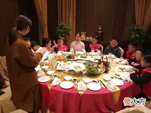 孩子是否有教养，从餐桌上就可以看出，这决定了他的人生走向