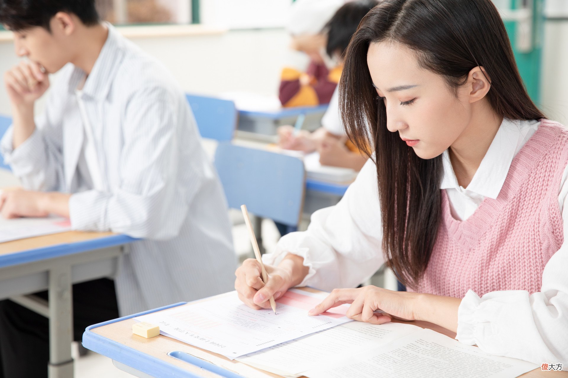 家长为了孩子甘愿当“韭菜”？