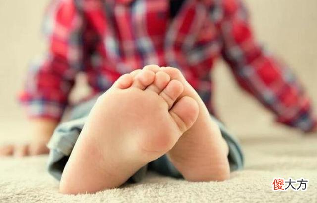 孩子身高跟脚长有啥关系？古人说“立七坐五盘三”，真的准确吗？