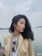 【时尚一点】这份入秋髦造型指南，请打包带走！