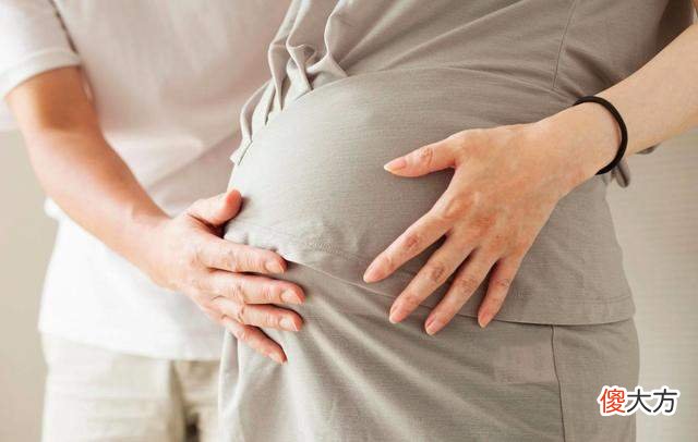 孕妇“上怀”和“下怀”有什么区别？与性别无关，和这些因素有关