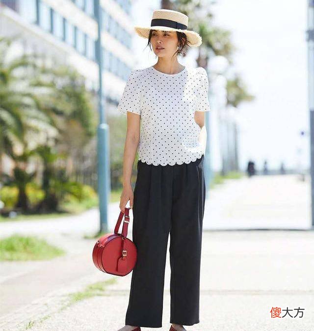【时尚一点】夏天的阔腿裤配什么鞋子最好看？